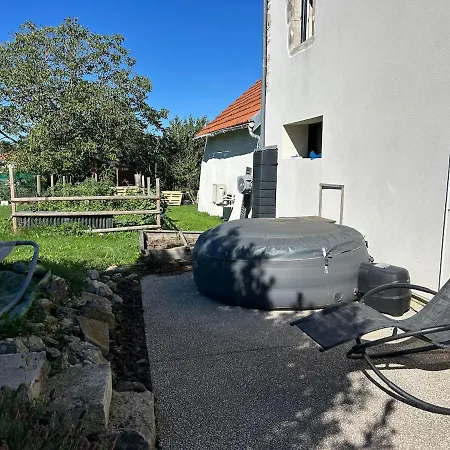 Quiet House Near Vichy 펜션 Serbannes